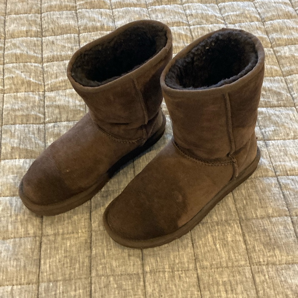 Fuzzy brown genuine UGG boots, 7
